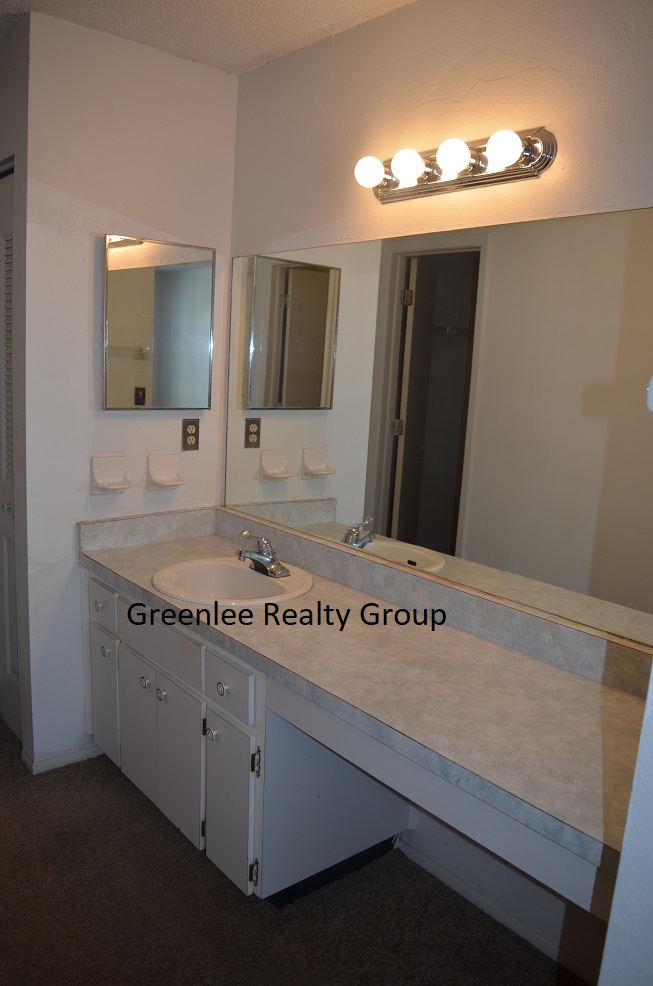 2934 Wainwright Ct. New Port Richey, FL 34655 New Port Richey Property Management Greenlee